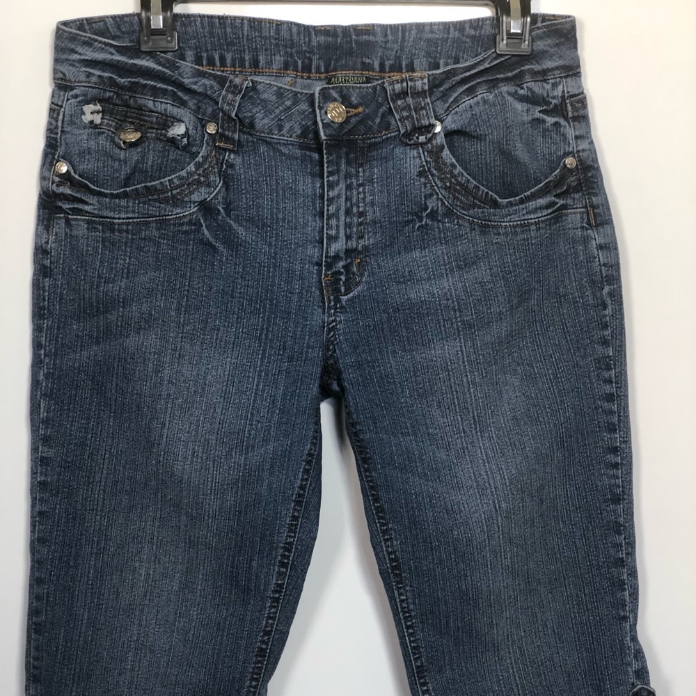 Denim Shorts by NaNa Fashiom